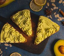 Чизкейк с кремом из авокадо