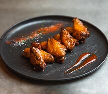 Фирменные куриные крылья M