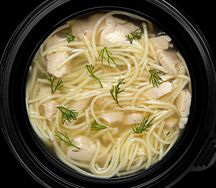 Суп куриный с домашней лапшой