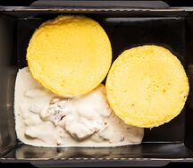 Омлет с соусом карбонара