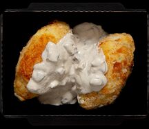 Зразы картофельные с мясом и грибным соусом