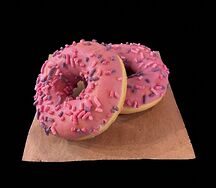 Пончик с лесными ягодами