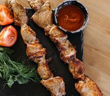 Шашлык из cвинoй шеи