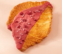 Круассан-флэт с шоколадом Руби