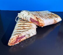 Шаурма с поджаркой из свинины и лука