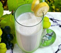 Коктейль, банан клубника