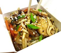 Wok с курицей