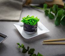 Суши с чукой