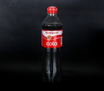 Черноголовка Cola