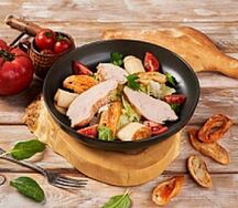 Салат Цезарь с курицей