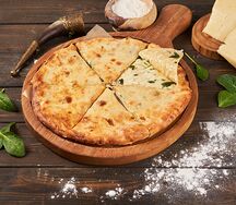 Хачапури с сыром и шпинатом