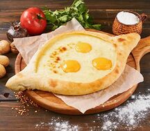Хачапури по-аджарски Зур