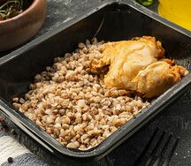 Фаршированные филе бедра, гречка