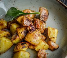 Картофель по-уральски с копчёными лесными грибами