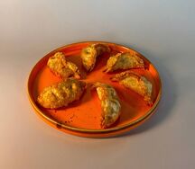 Гёдза с курицей и паназиатским соусом