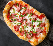 Пиццетта с ветчиной острая