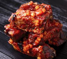 Ребра свиные в остро-яблочном соусе Для двоих