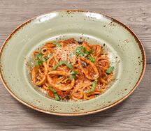 Паста с кальмарами чили