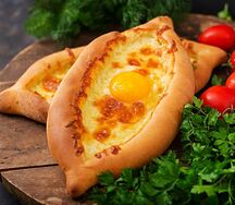 Хачапури по-аджарски