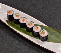 Маки Лосось