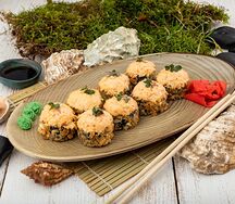 Жареный ролл с креветкой