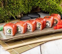 Ролл Филадельфия с тунцом