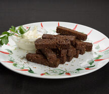 Гренки с чесночным соусом