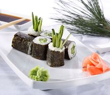 Хосомаки-ролл с огурцом