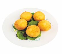 Картофельные шарики с сыром