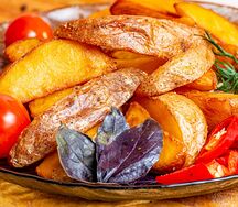 Картофель дольками по-деревенски
