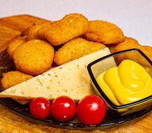 Наггетсы куриные с сыром в золотистой корочке