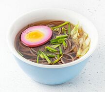 Куриный суп с гречневой лапшой