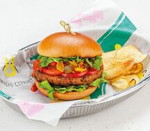 Бургер с растительной котлетой