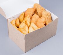 Бокс с креветками и картофелем по-деревенски