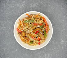 Курица в соусе терияки с лапшой удон