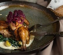 Цыпленок корнишон с каштанами
