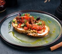 Брускетта с лососем и сыром