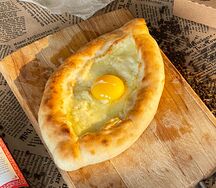 Хачапури по-аджарски