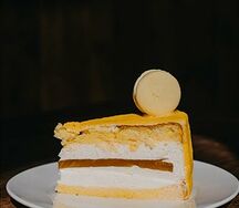 Saint-Tropez Cake 1/8