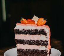 Whoopie Cake клубничный 1/8