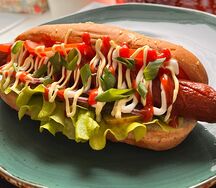 Хот-дог Острый с куриной сосиской !