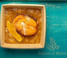 Стейк из форели на апельсиновой подушке