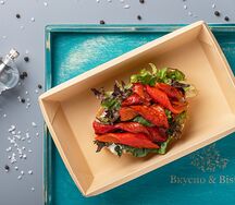 Брускетта с творожным сыром и паприкой