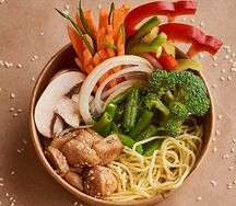 Рамен с курицей в терияки Max