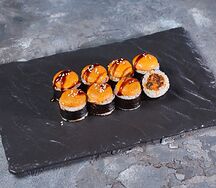 Запеченный ролл маки спайси-мидии