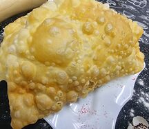 Чебурек с говядиной и зеленью