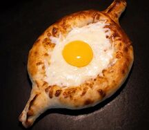 Хачапури по-аджарски