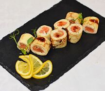 Блинчики с лососем и кремом-чиз