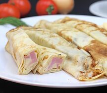 Блинчик с сыром и ветчиной