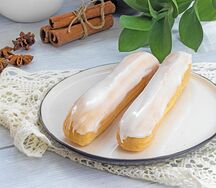 Пирожное заварное Малина